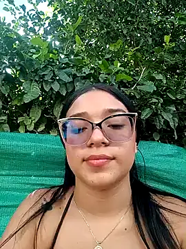 Snapshot of -VICKKY chatting on January 7, 2025, 6:56 pm -VICKKY online show from January 7, 2025, 6:56 pm