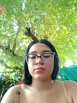 Snapshot of -VICKKY chatting on February 18, 2025, 8:36 pm -VICKKY online show from February 18, 2025, 8:36 pm
