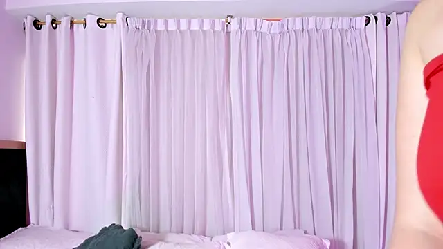 tiffany becker online show from March 21, 2025, 10:39 pm