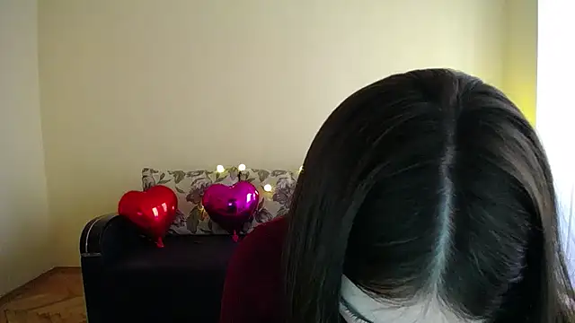 Pretty shy online show from March 21, 2025, 12:50 pm