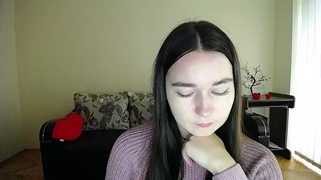 Pretty shy online show from October 7, 2025, 9:28 am