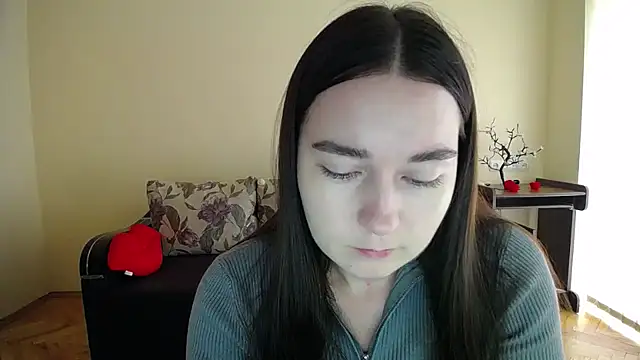 Pretty shy online show from October 14, 2025, 8:48 am