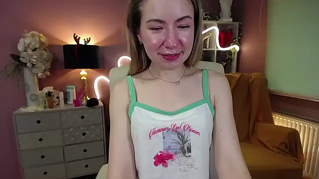 Snapshot of Mia_Tasty chatting on December 28, 2024, 10:25 am Mia Tasty online show from December 28, 2024, 10:25 am