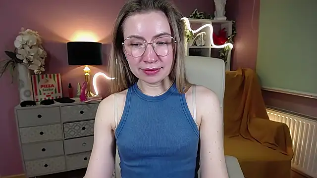Snapshot of Mia_Tasty chatting on January 23, 2025, 1:45 pm Mia Tasty online show from January 23, 2025, 1:45 pm