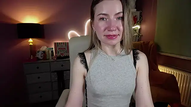 Snapshot of Mia_Tasty chatting on March 2, 2025, 8:18 pm Mia Tasty online show from March 2, 2025, 8:18 pm
