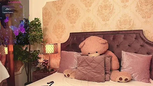 Snapshot of JaneDevine chatting on September 20, 2025, 5:08 am JaneDevine online show from September 20, 2025, 5:08 am