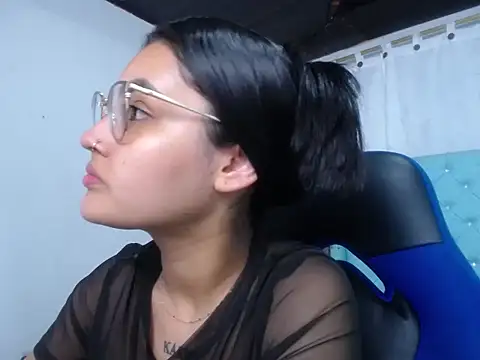 antonella sweetlittle online show from October 29, 2025, 8:38 am