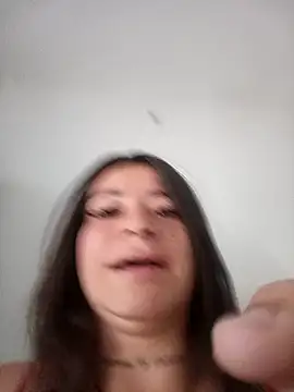 Snapshot of Alona_Evans chatting on January 18, 2025, 11:32 am Alona Evans online show from January 18, 2025, 11:32 am