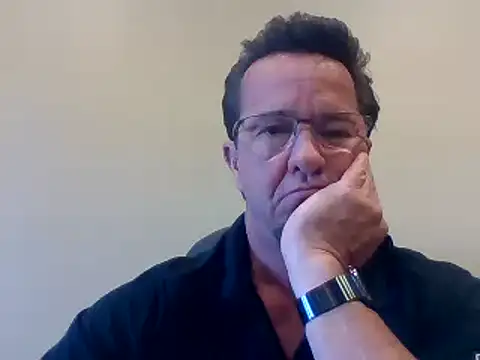 sluttydylan online show from December 18, 2024, 11:51 pm