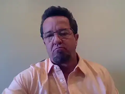 sluttydylan online show from December 19, 2024, 10:42 pm