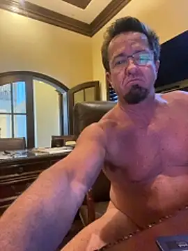 sluttydylan online show from November 28, 2025, 3:04 pm