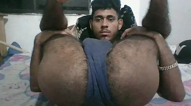 Snapshot of MaximoSualteza777 chatting on March 10, 2025, 12:51 am MaximoSualteza777 online show from March 10, 2025, 12:51 am