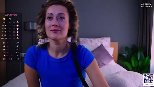 Snapshot of PannaDakota chatting on September 18, 2025, 6:26 am PannaDakota online show from September 18, 2025, 6:26 am