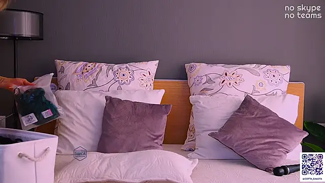 Snapshot of PannaDakota chatting on September 30, 2025, 6:18 am PannaDakota online show from September 30, 2025, 6:18 am