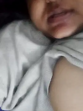 Snapshot of smile_pretty chatting on December 31, 2024, 7:29 pm smile pretty online show from December 31, 2024, 7:29 pm