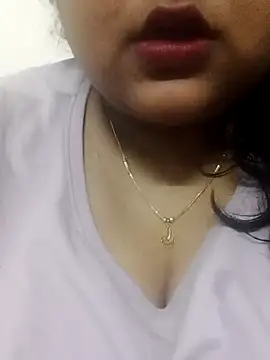 Snapshot of smile_pretty chatting on January 15, 2025, 7:44 pm smile pretty online show from January 15, 2025, 7:44 pm