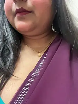 Snapshot of smile_pretty chatting on March 19, 2025, 7:17 pm smile pretty online show from March 19, 2025, 7:17 pm