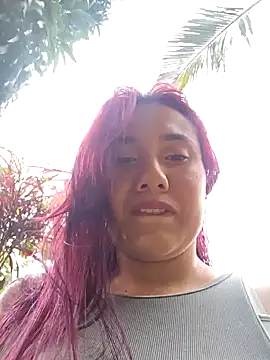 Snapshot of Blushing_Katy chatting on December 13, 2024, 7:21 pm Blushing Katy online show from December 13, 2024, 7:21 pm