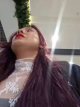 Snapshot of Blushing_Katy chatting on February 16, 2025, 11:59 pm Blushing Katy online show from February 16, 2025, 11:59 pm