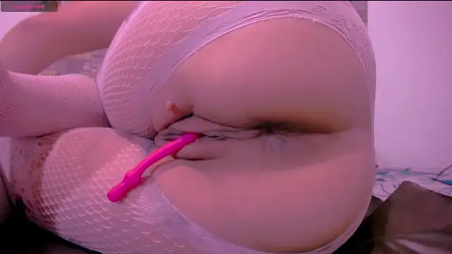 Snapshot of CrazyRousex chatting on September 15, 2025, 2:28 pm CrazyRousex online show from September 15, 2025, 2:28 pm