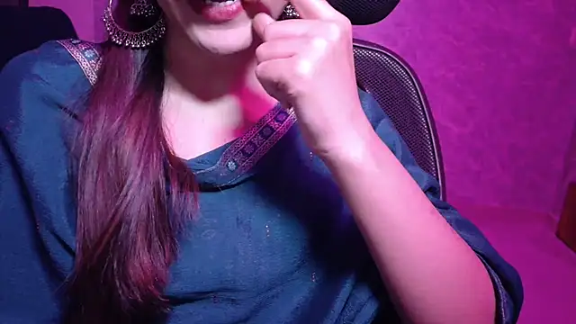 Snapshot of MidnightFlame chatting on September 14, 2025, 7:51 am MidnightFlame online show from September 14, 2025, 7:51 am