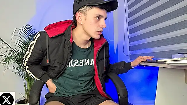 Snapshot of bastia_noooo chatting on October 15, 2025, 5:51 am bastia noooo online show from October 15, 2025, 5:51 am