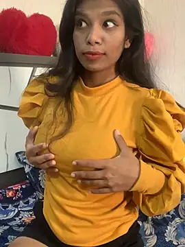Snapshot of hottiess69 chatting on March 5, 2025, 4:13 am hottiess69 online show from March 5, 2025, 4:13 am