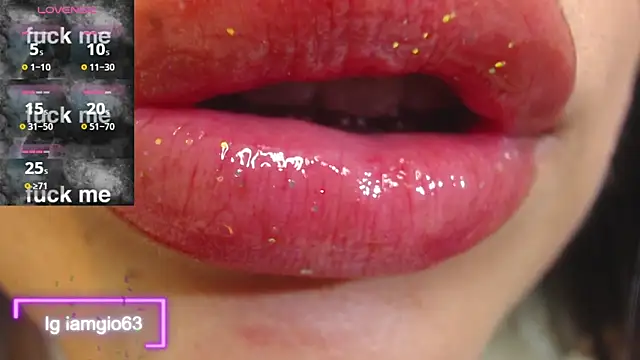 Georgina 1t online show from March 22, 2025, 2:58 pm