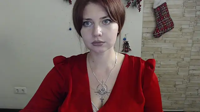 Snapshot of Lizzy_Love chatting on December 11, 2024, 10:38 pm Lizzy Love online show from December 11, 2024, 10:38 pm