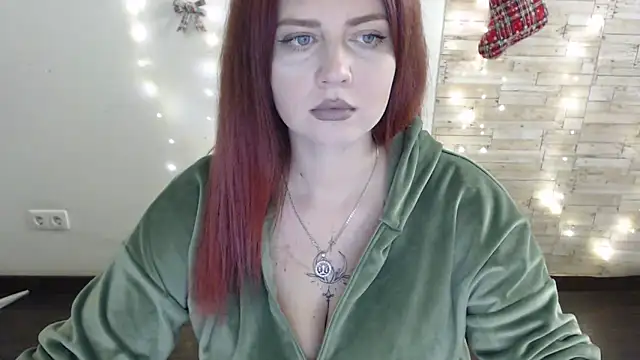 Snapshot of Lizzy_Love chatting on January 16, 2025, 7:41 pm Lizzy Love online show from January 16, 2025, 7:41 pm