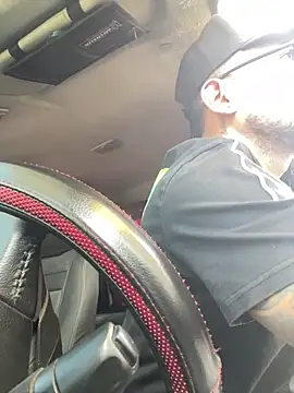 Snapshot of rich0431 chatting on December 3, 2024, 1:54 pm rich0431 online show from December 3, 2024, 1:54 pm