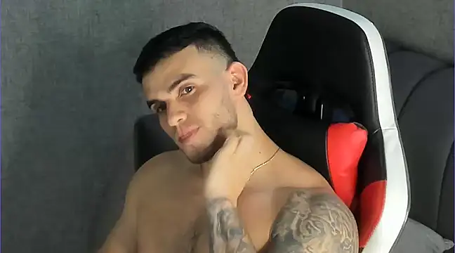 Ricardogo19 online show from February 5, 2025, 3:34 am