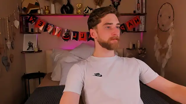 Snapshot of DexterDexx chatting on October 31, 2025, 11:06 pm DexterDexx online show from October 31, 2025, 11:06 pm