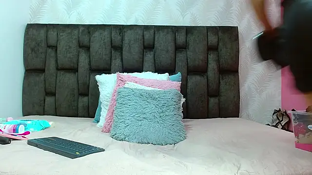 Snapshot of JuanitaDelMar chatting on February 5, 2025, 10:19 am JuanitaDelMar online show from February 5, 2025, 10:19 am