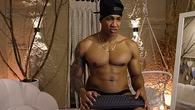 Logan Varela online show from September 11, 2025, 12:38 pm