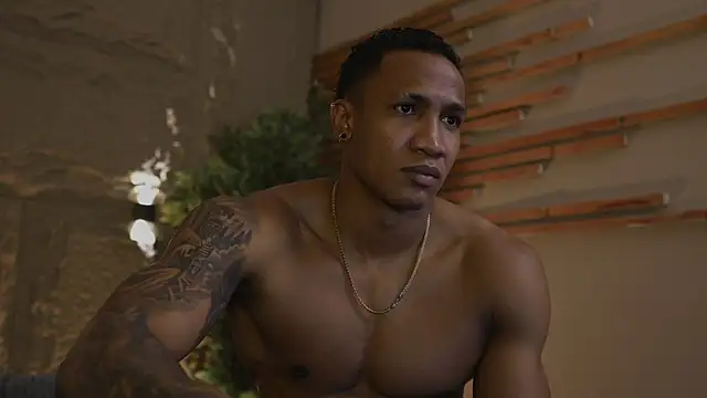 Logan Varela online show from October 9, 2025, 9:40 am