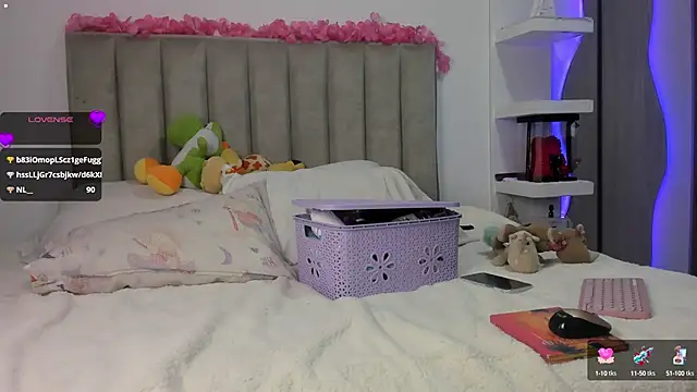 Queen Antonella Oficial online show from February 26, 2025, 8:33 pm