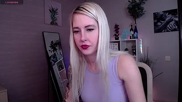 Mermaid N online show from March 11, 2025, 4:54 am