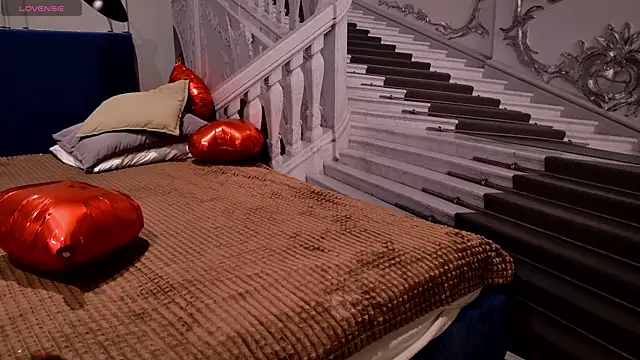 Liv Fay online show from February 19, 2025, 1:39 pm