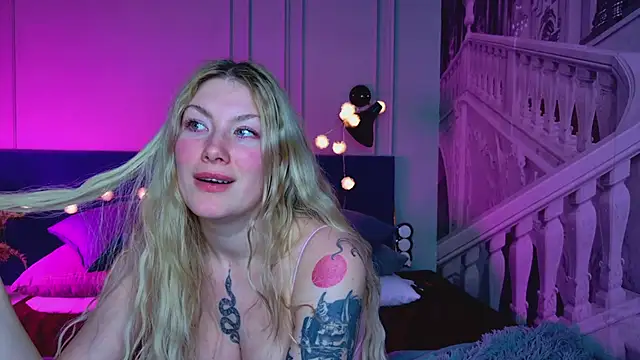 Liv Fay online show from March 8, 2025, 12:44 am