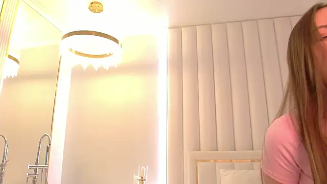 Snapshot of LexiMouss chatting on January 29, 2025, 10:43 pm LexiMouss online show from January 29, 2025, 10:43 pm