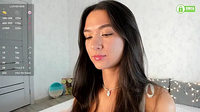 pretty yong cat online show from September 12, 2025, 2:17 pm