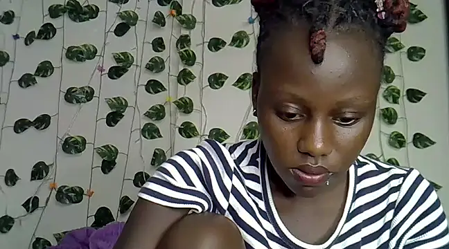 sexybree  online show from February 2, 2025, 6:10 pm