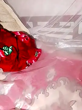 Snapshot of Hotpussy3ox chatting on December 3, 2025, 2:04 pm Hotpussy3ox online show from December 3, 2025, 2:04 pm