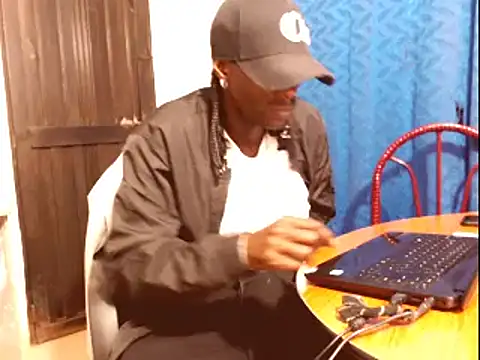 phillip-hot online show from January 18, 2025, 2:36 am