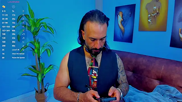 mr maik online show from November 10, 2025, 5:56 pm