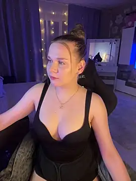 Lexi noah online show from December 13, 2025, 9:20 pm