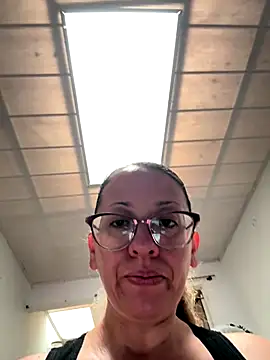 miss hanna07 online show from September 27, 2025, 3:17 pm