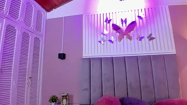 Snapshot of diosa_cristal chatting on January 11, 2025, 3:23 am diosa cristal online show from January 11, 2025, 3:23 am
