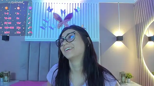 Snapshot of diosa_cristal chatting on January 17, 2025, 3:23 am diosa cristal online show from January 17, 2025, 3:23 am